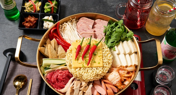 Couverture illustree du menu MUGUNG